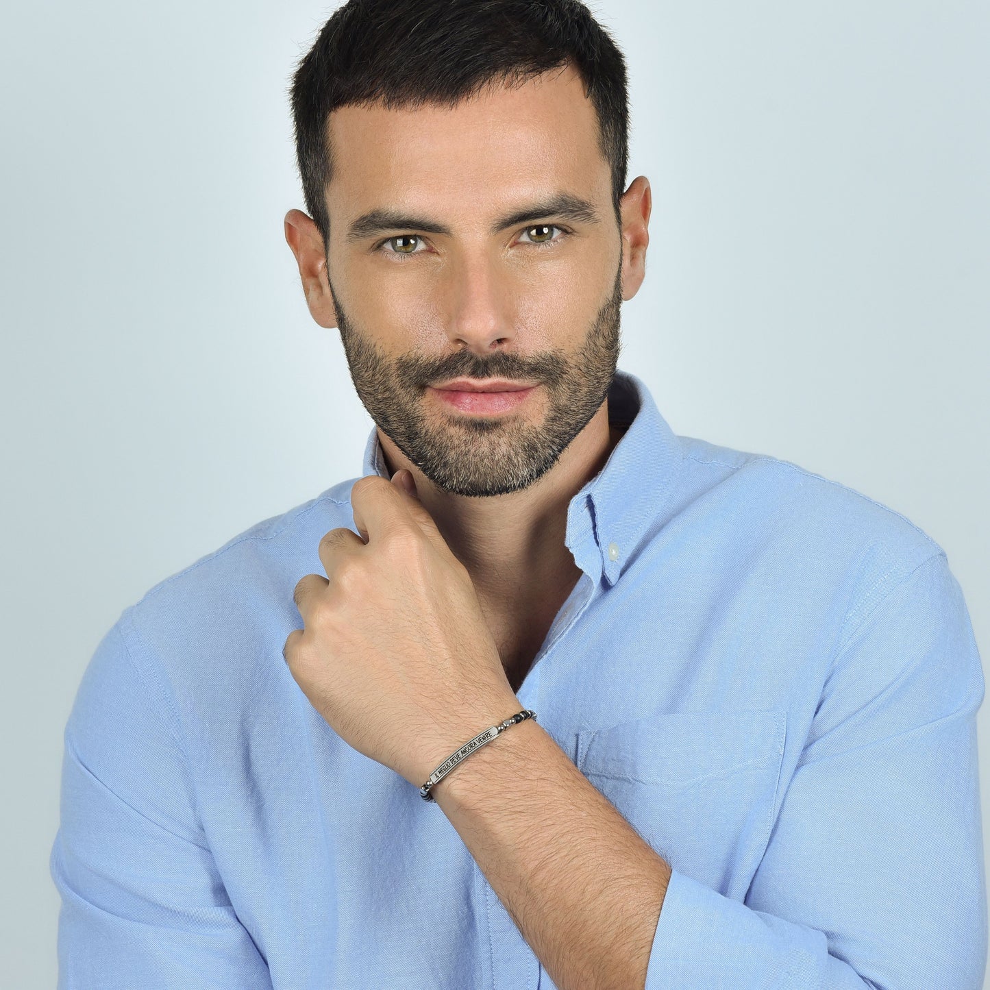 BRACCIALE UOMO IN ACCIAIO E PIETRE NERE IL MEGLIO DEVE ANCORA VENIRE