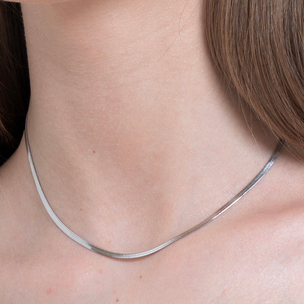 WOMAN SNAKE STEEL NECKLACE