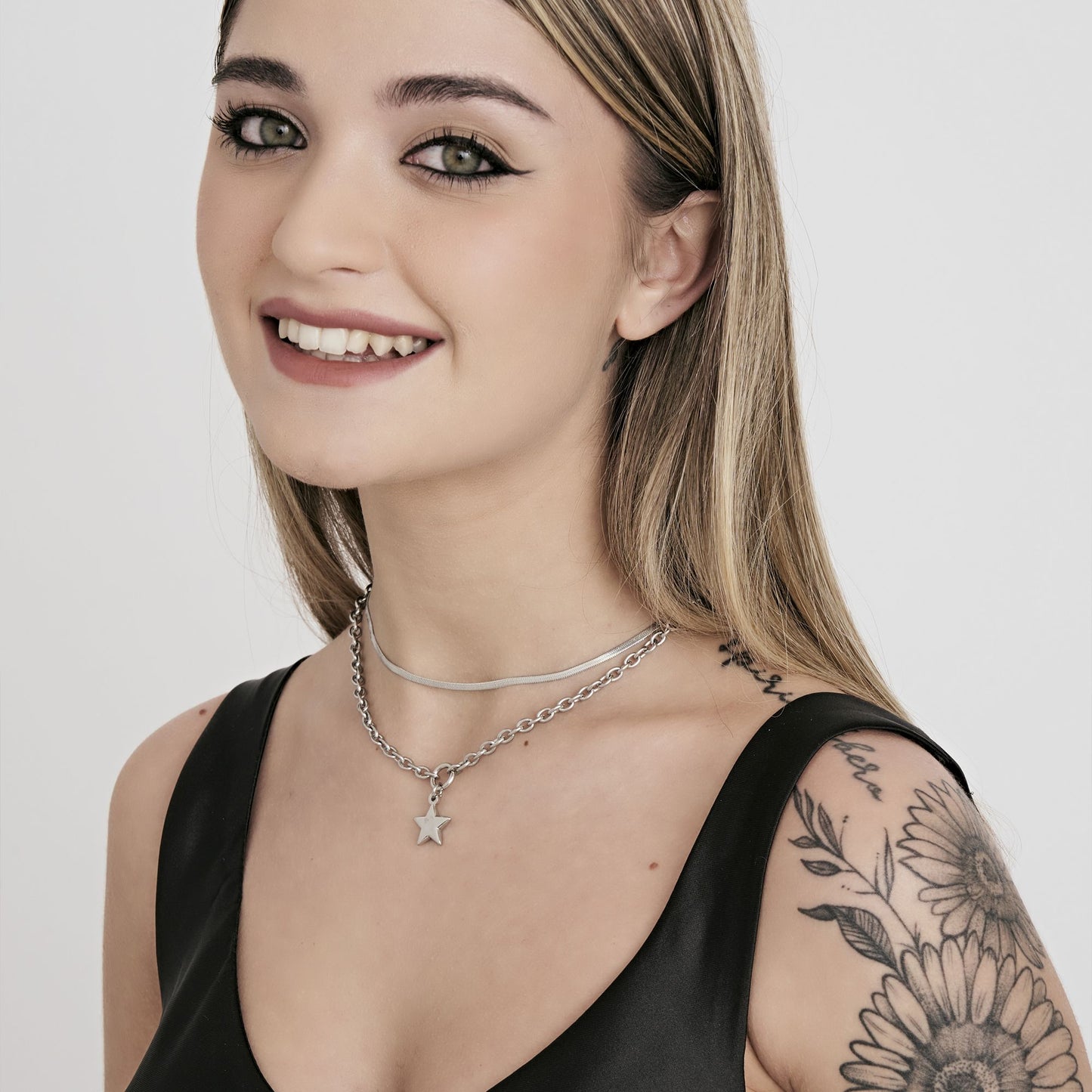 IP GOLD MUTLIFILO STEEL WOMEN'S NECKLACE WITH STAR