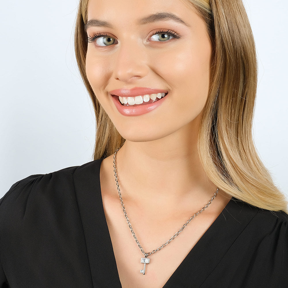WOMEN'S STEEL KEY NECKLACE WITH WHITE CRYSTALS