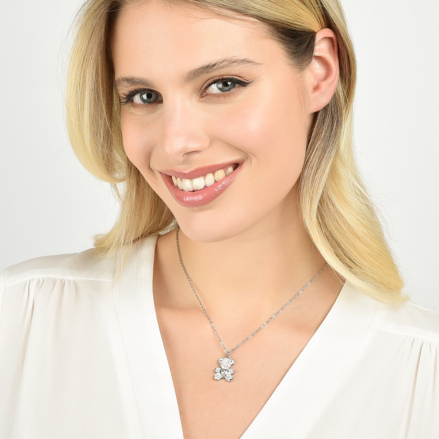 WOMEN'S STEEL NECKLACE WITH TEDDY BEAR AND WHITE CRYSTALS