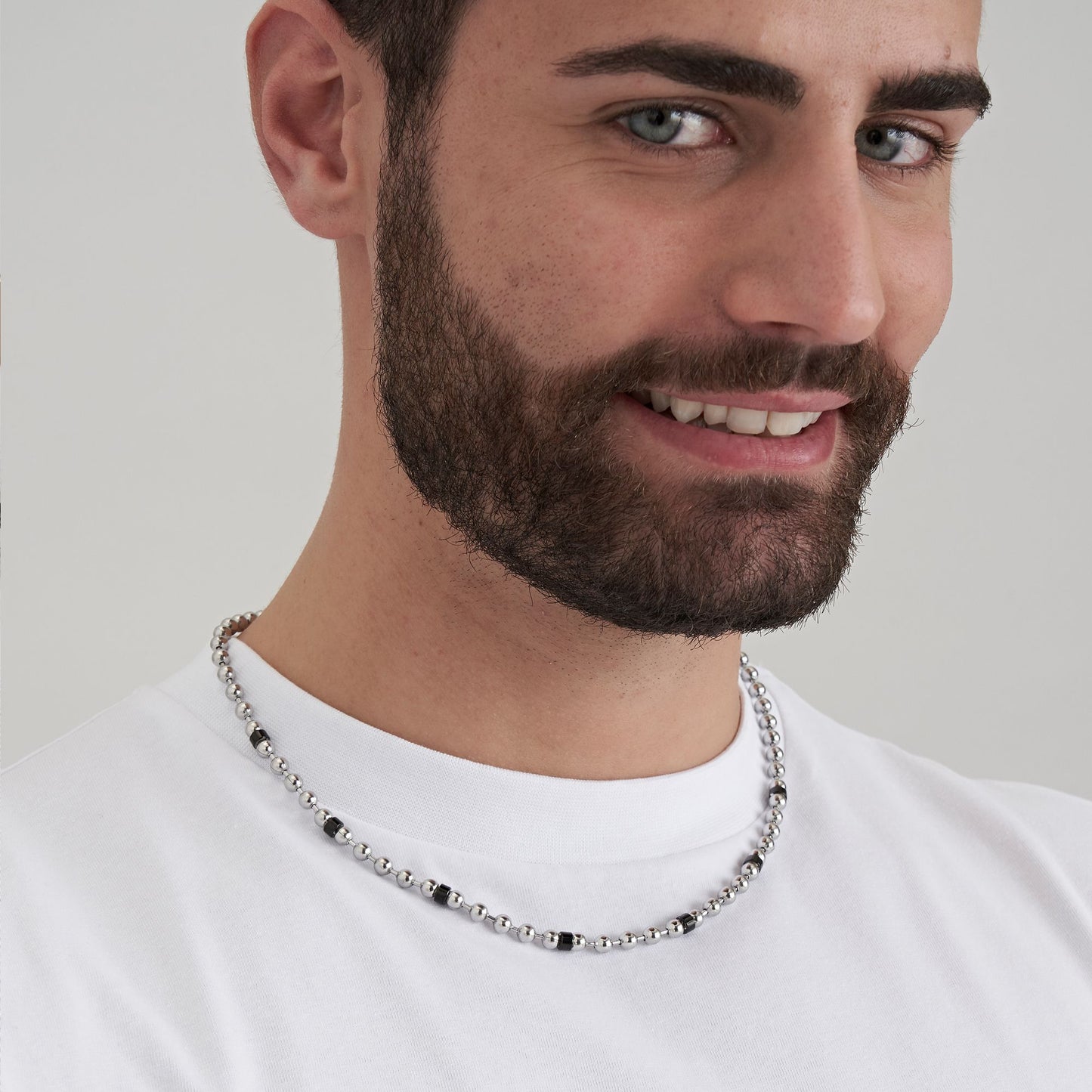 STEEL MEN'S NECKLACE WITH BLACK ELEMENTS