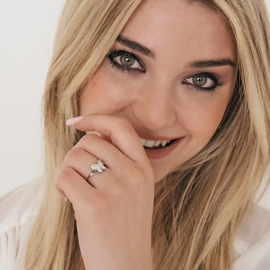 Upload image to Gallery WOMAN'S RING IN STEEL WITH BUTTERFLY AND WHITE CRYSTALS MEASURE: S
