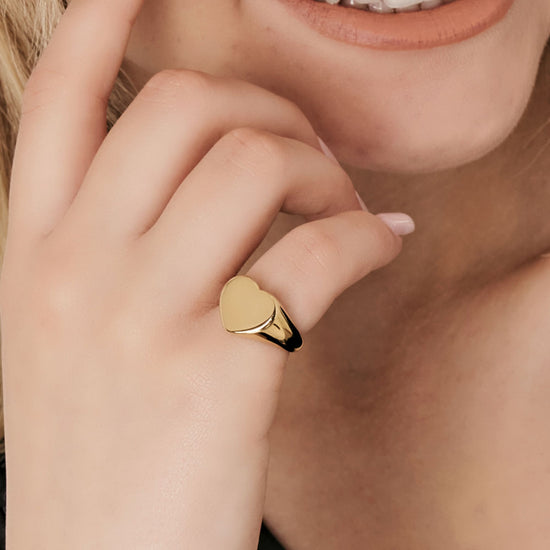 WOMAN'S RING SEAL IN IP GOLD STEEL WITH HEART Luca Barra