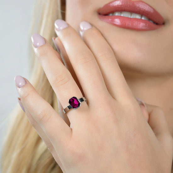 WOMAN'S RING IN STEEL WITH FUCHSIA CRYSTALS Luca Barra