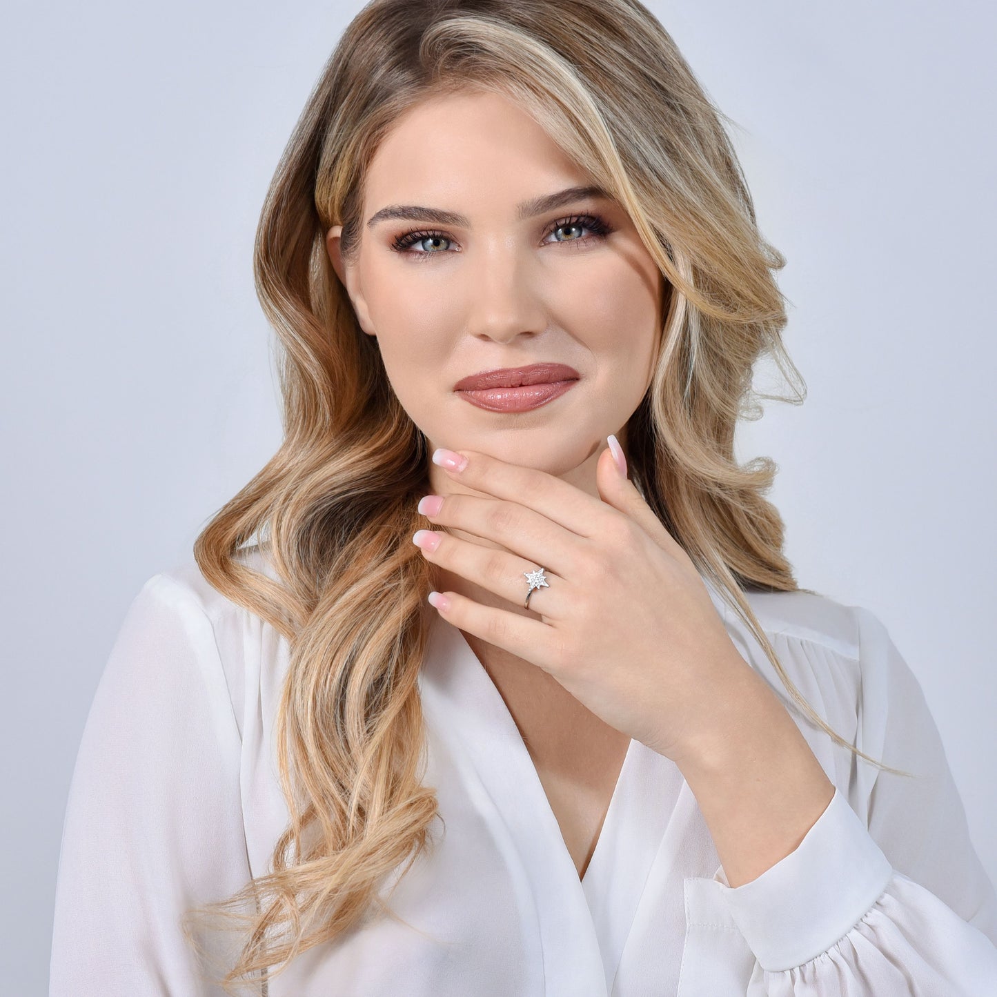 WOMAN STEEL RING WITH SISSI STAR