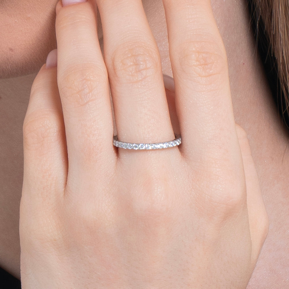 WOMEN'S STEEL RING WITH WHITE CRYSTALS