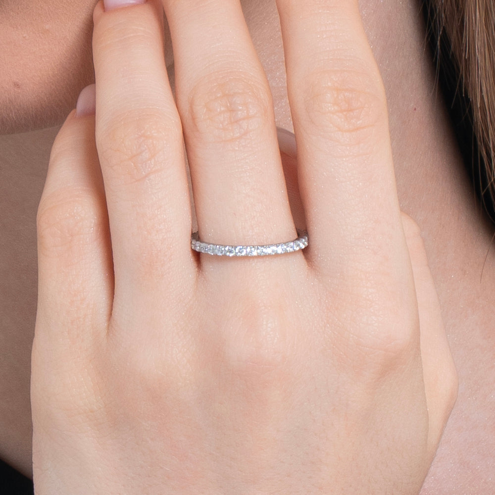 WOMEN'S STEEL RING WITH WHITE CRYSTALS