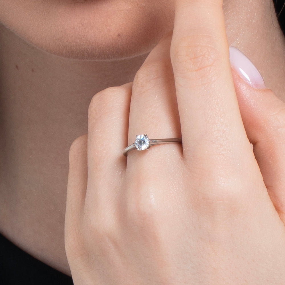 WOMEN'S STEEL RING WITH WHITE CRYSTAL