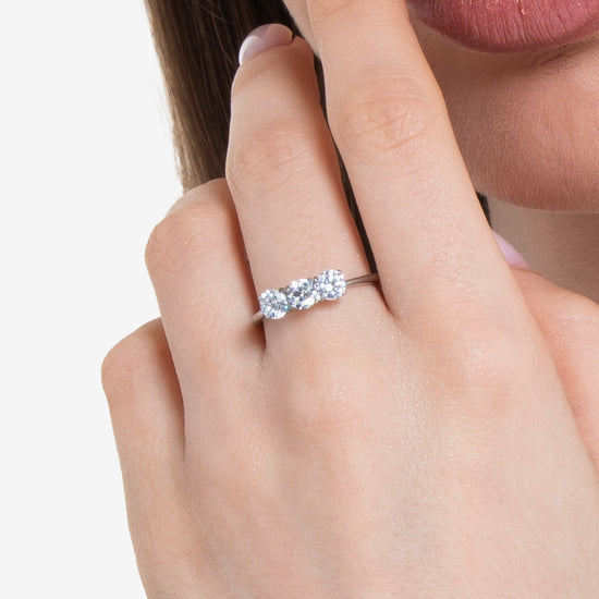 ANELLO DONNA IN ACCIAIO CON  CRISTALLI BIANCHI - TAGLIA 14