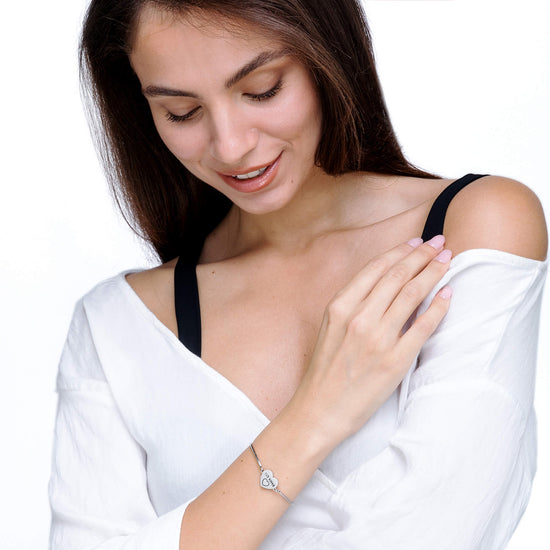 WOMEN'S STEEL BRACELET WITH TVB WRITING MOM