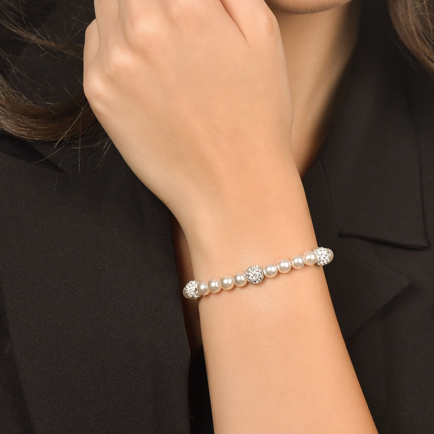 WOMAN'S PEARL BRACELET WITH WHITE CRYSTALS Luca Barra