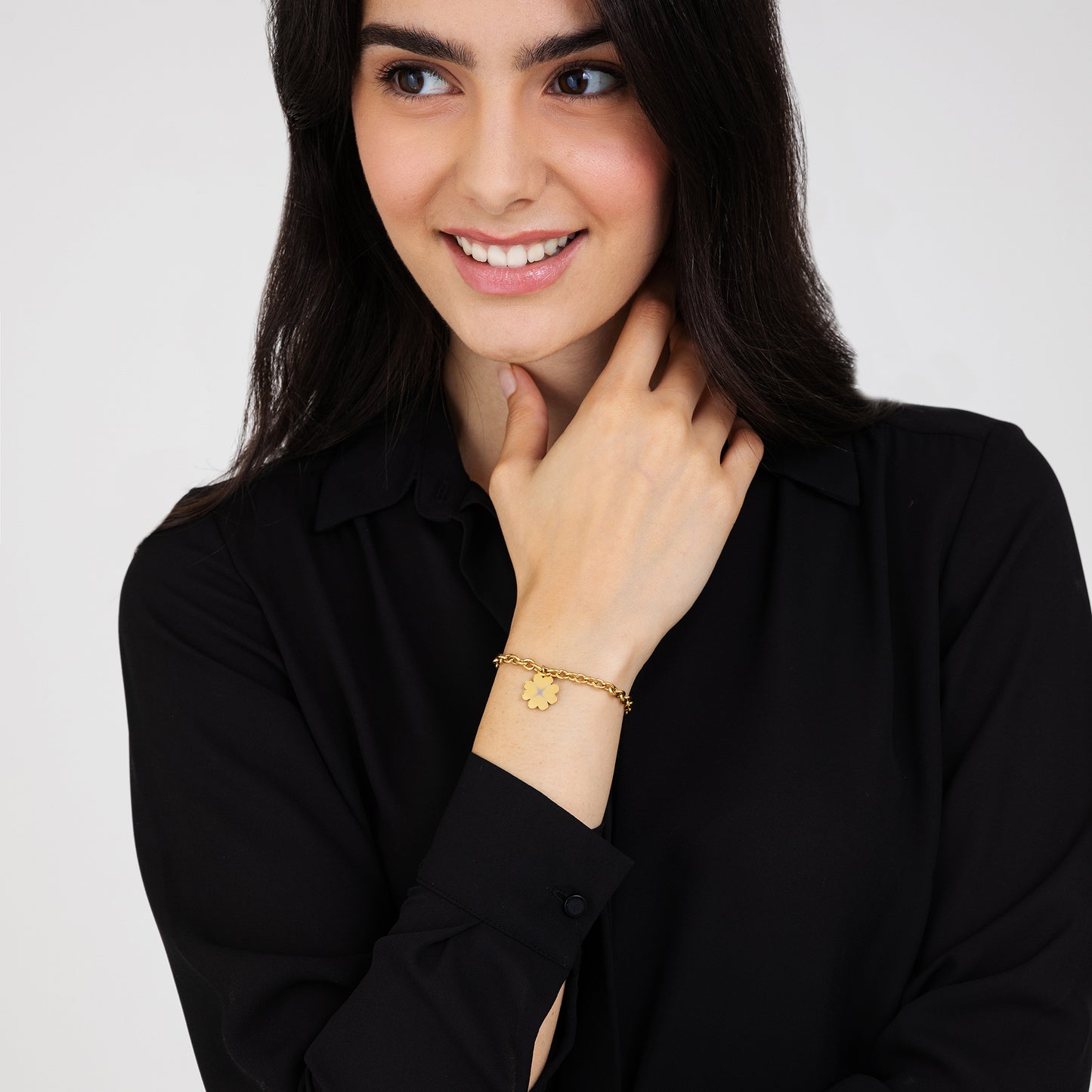 GOLD-PLATED STEEL WOMEN'S BRACELET WITH FOUR-LEAF CLOVER