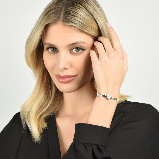 WOMEN'S SNAKE STEEL BRACELET WITH HEARTS WITH WHITE CRYSTALS