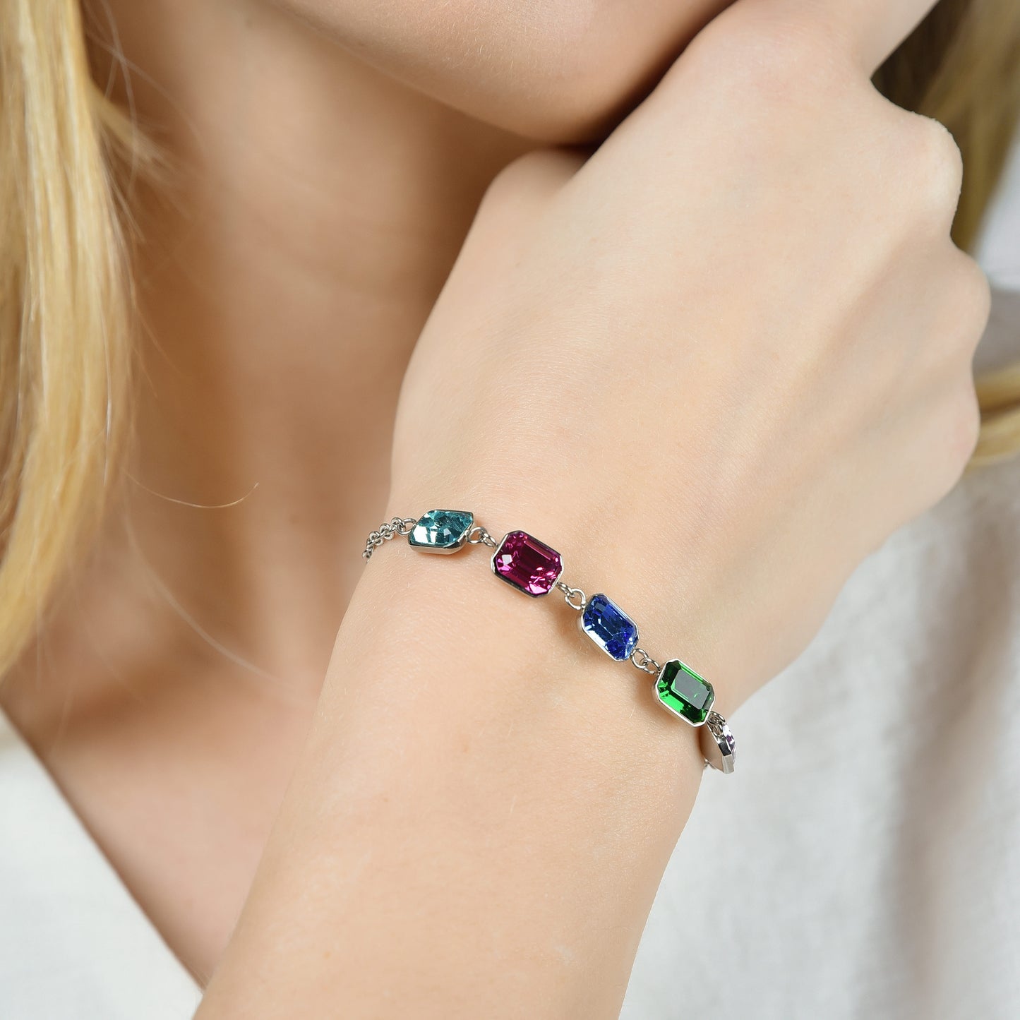 WOMEN'S STEEL BRACELET WITH MULTICOLOR CRYSTALS