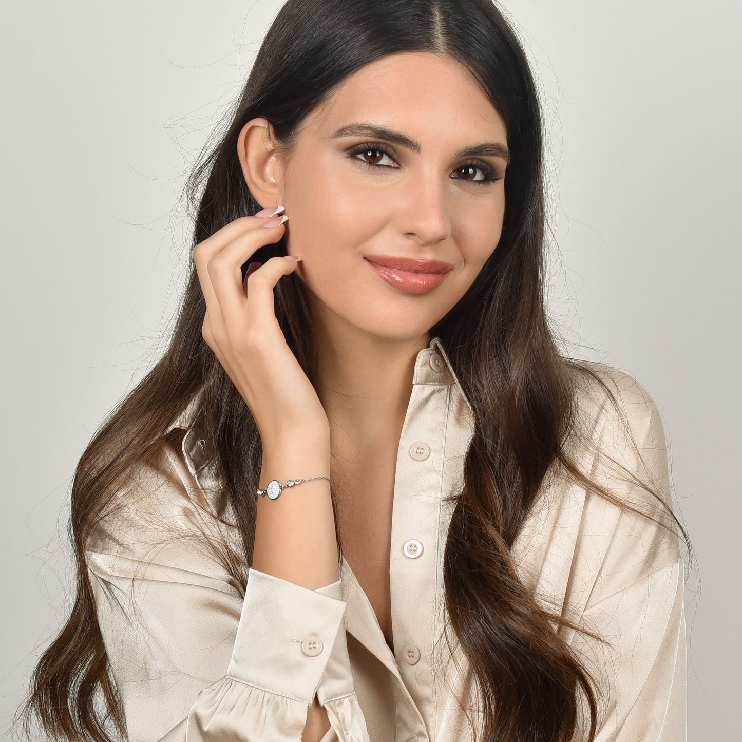 WOMEN'S STEEL BRACELET WITH WHITE CRYSTAL ELEMENT