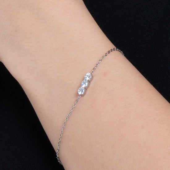WOMEN'S STEEL BRACELET WITH WHITE CRYSTALS