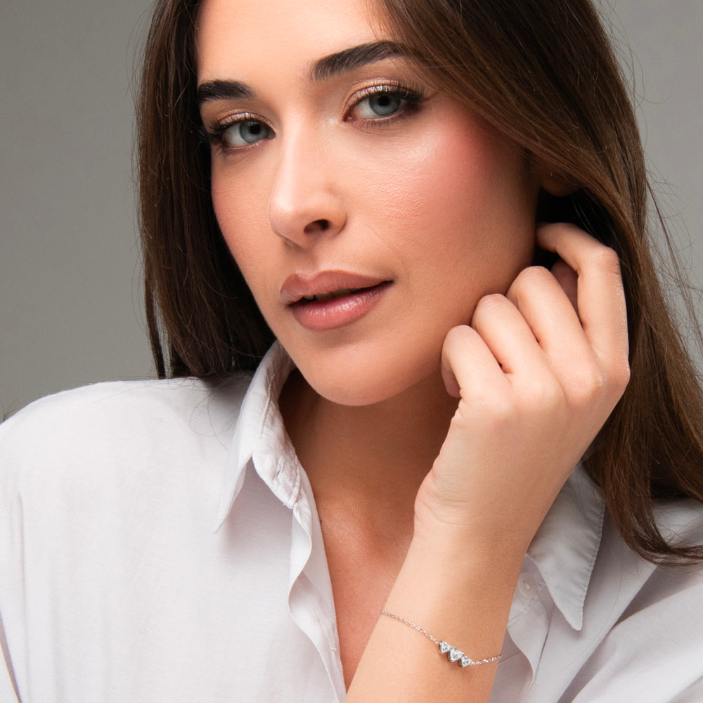 BRACCIALE DONNA IN ACCIAIO CON CUORI CON ZIRCONI BIANCHI