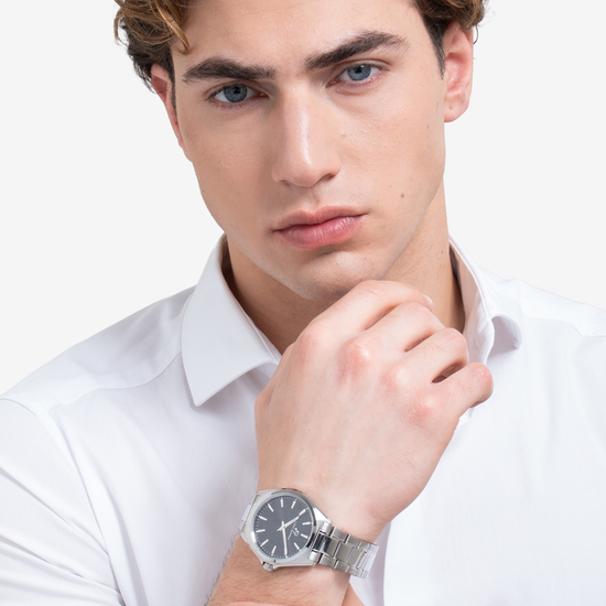 OROLOGIO UOMO IN ACCIAIO CON QUADRANTE NERO