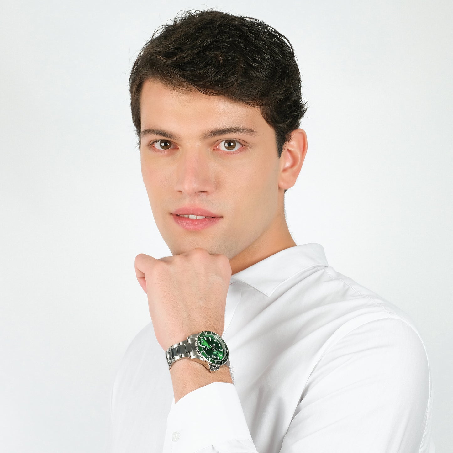 WATCH WITH STEEL CASE GREEN BEZEL GREEN DIAL