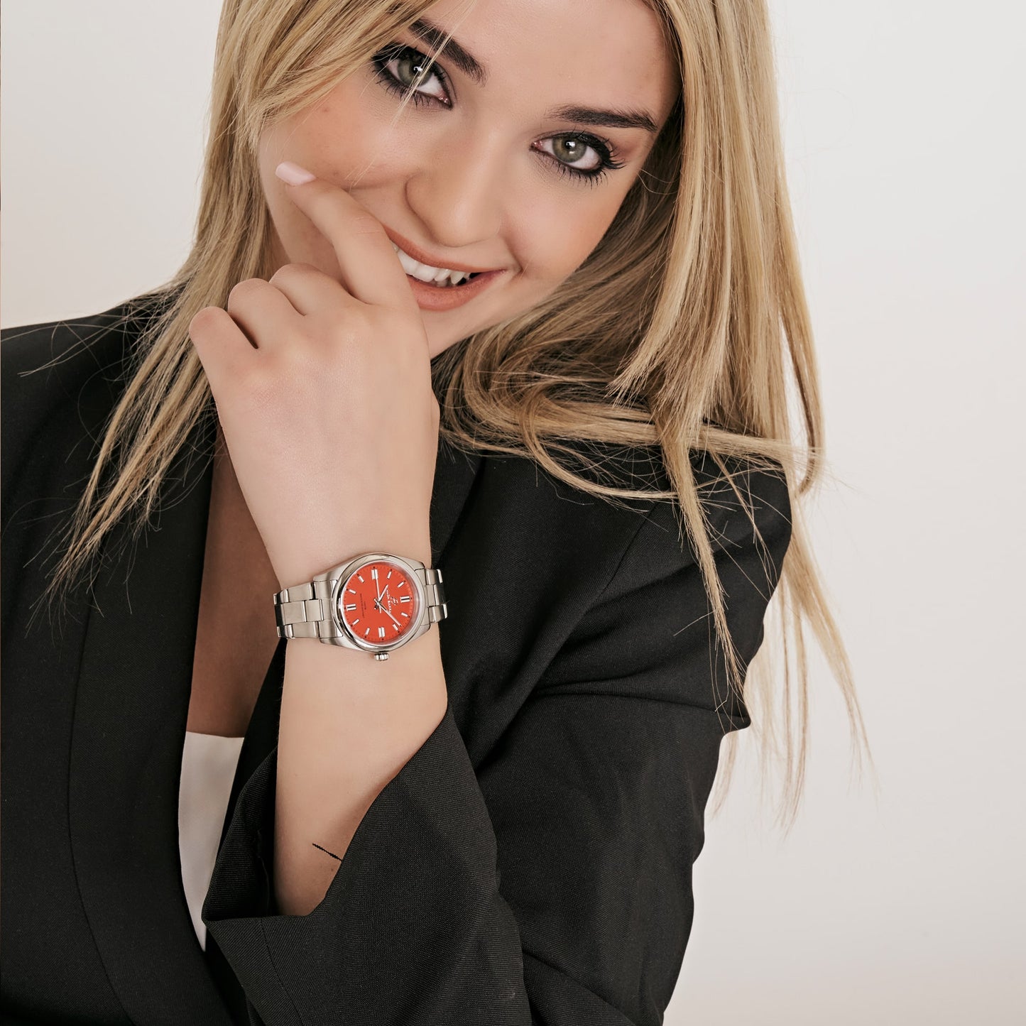 STEEL WOMEN'S WATCH WITH ORANGE DIAL