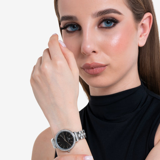 Carica immagine nella Galleria OROLOGIO DONNA IN ACCIAIO CRISTALLI GHIERA E QUADRANTE NERO
