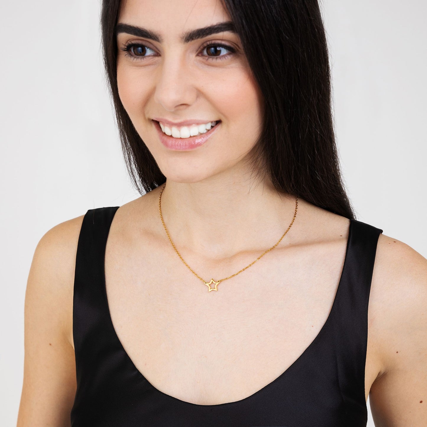 WOMEN'S IP GOLD STEEL NECKLACE WITH GOLD STAR