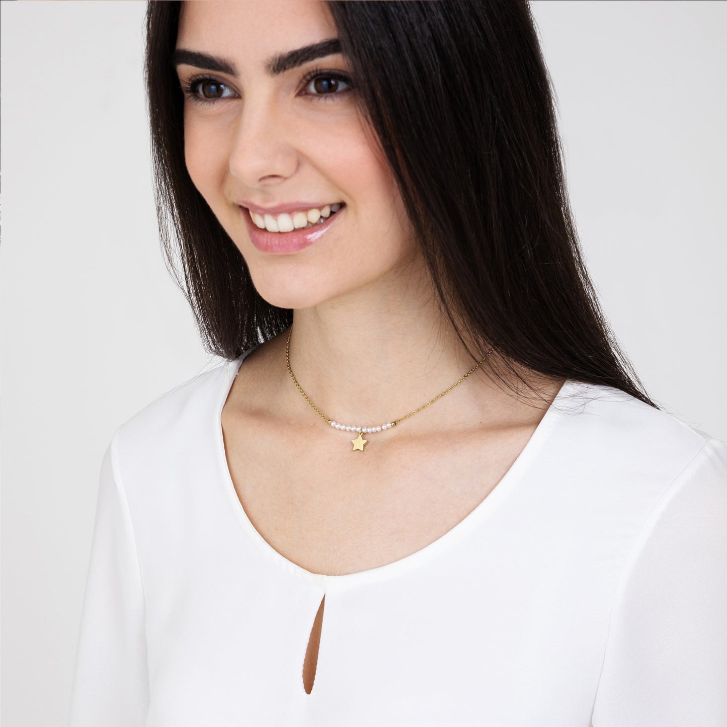 IP GOLD STEEL WOMEN'S NECKLACE WITH STAR AND WHITE PEARLS