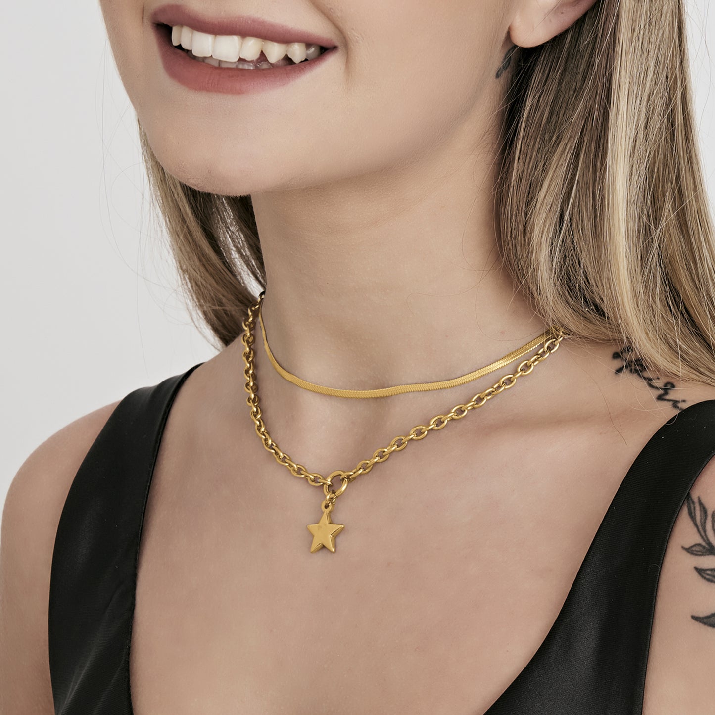 IP GOLD MUTLIFILO STEEL WOMEN'S NECKLACE WITH STAR