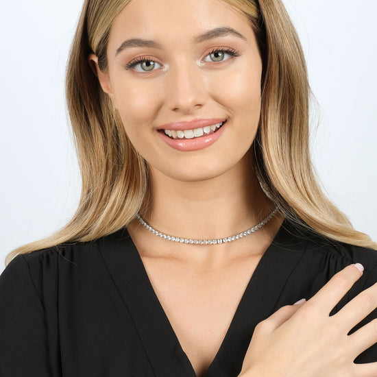 Upload image to Gallery WOMEN'S TENNIS NECKLACE IN STEEL WITH 4 MM WHITE CRYSTALS
