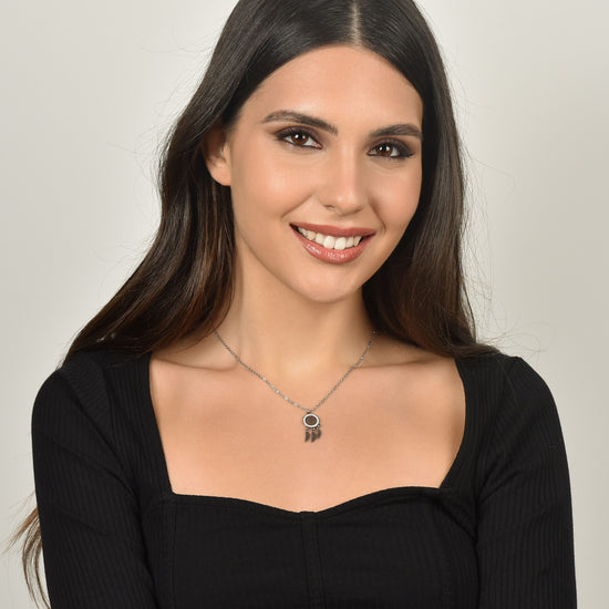 Upload image to Gallery WOMAN'S STEEL NECKLACE WITH WHITE CRYSTALS
