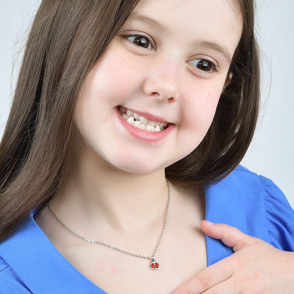 STEEL GIRL NECKLACE WITH LADYBUG AND RED CRYSTALS
