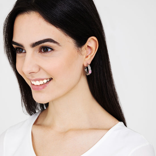 WOMEN'S STEEL EARRINGS WITH FUCHSIA CRYSTALS