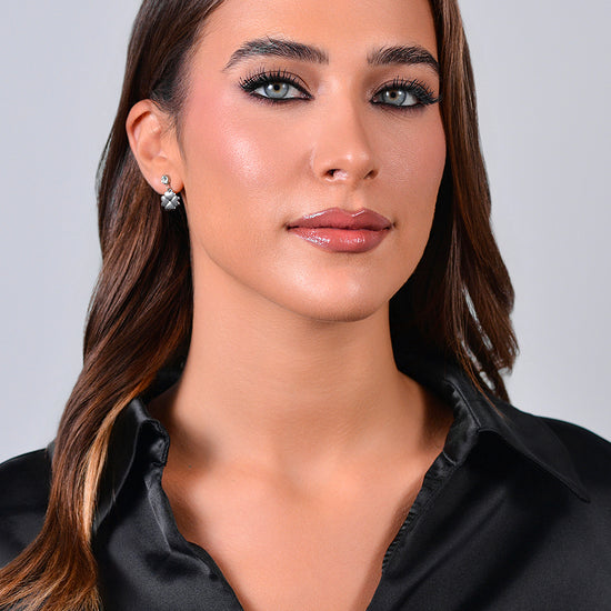 Upload image to Gallery WOMAN'S EARRINGS IN QUADRIFOGLIO AND ZIRCON STEEL
